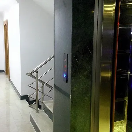 Apartment Residence *