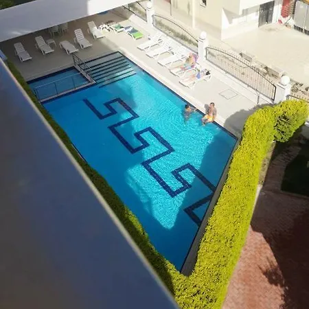 Residence * 安塔利亚